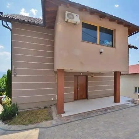 Villa Arno